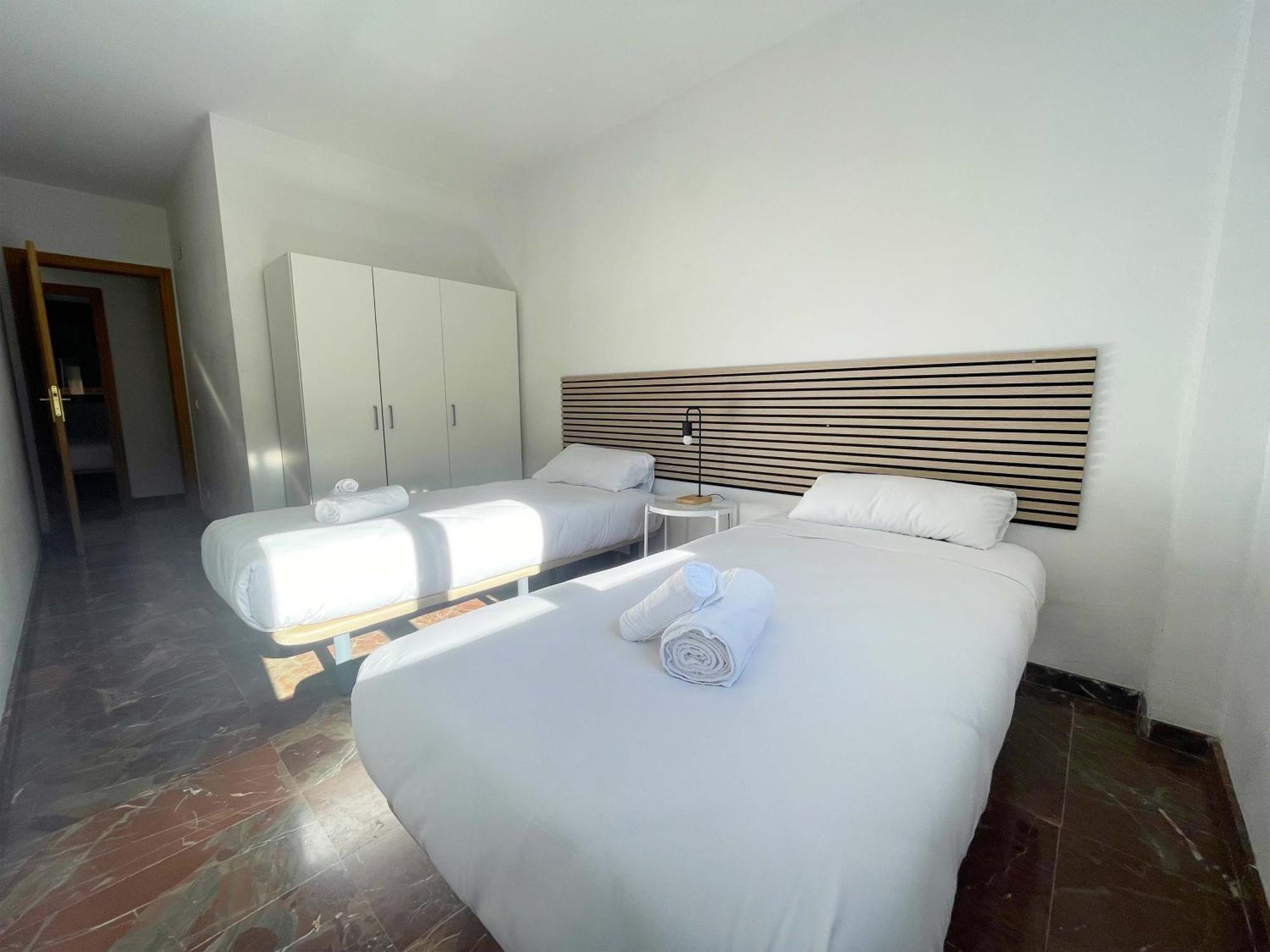 Apartamentos El Pilar Suites 3000 Saragoça Exterior foto